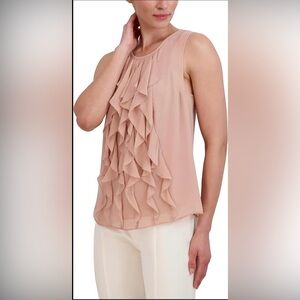 Pink Sleevelesss Top  👚